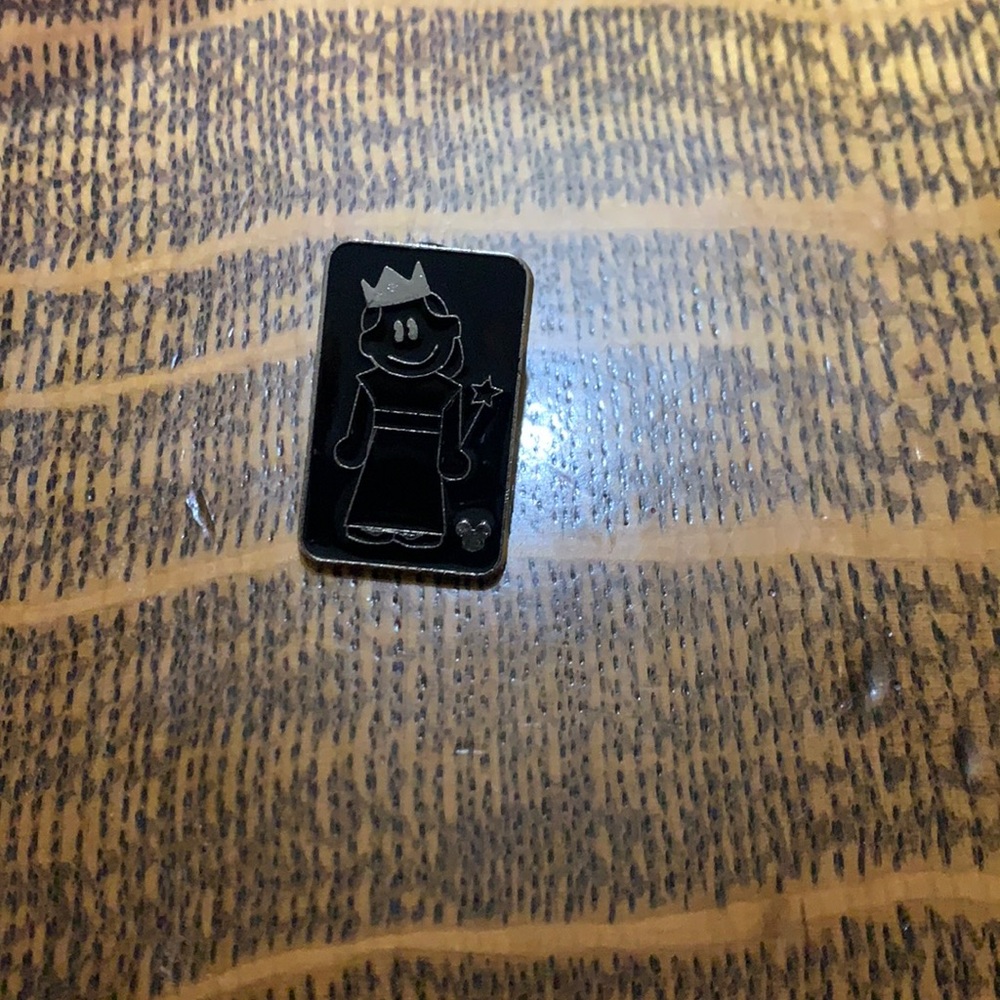 Princess pin